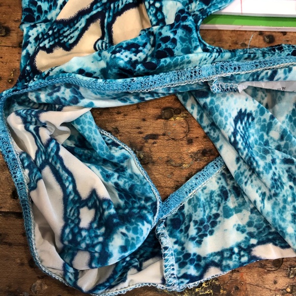 Fashion Nova 2 Pc Swimsuit Cardigan Set- SMALL - Picture 3 of 5